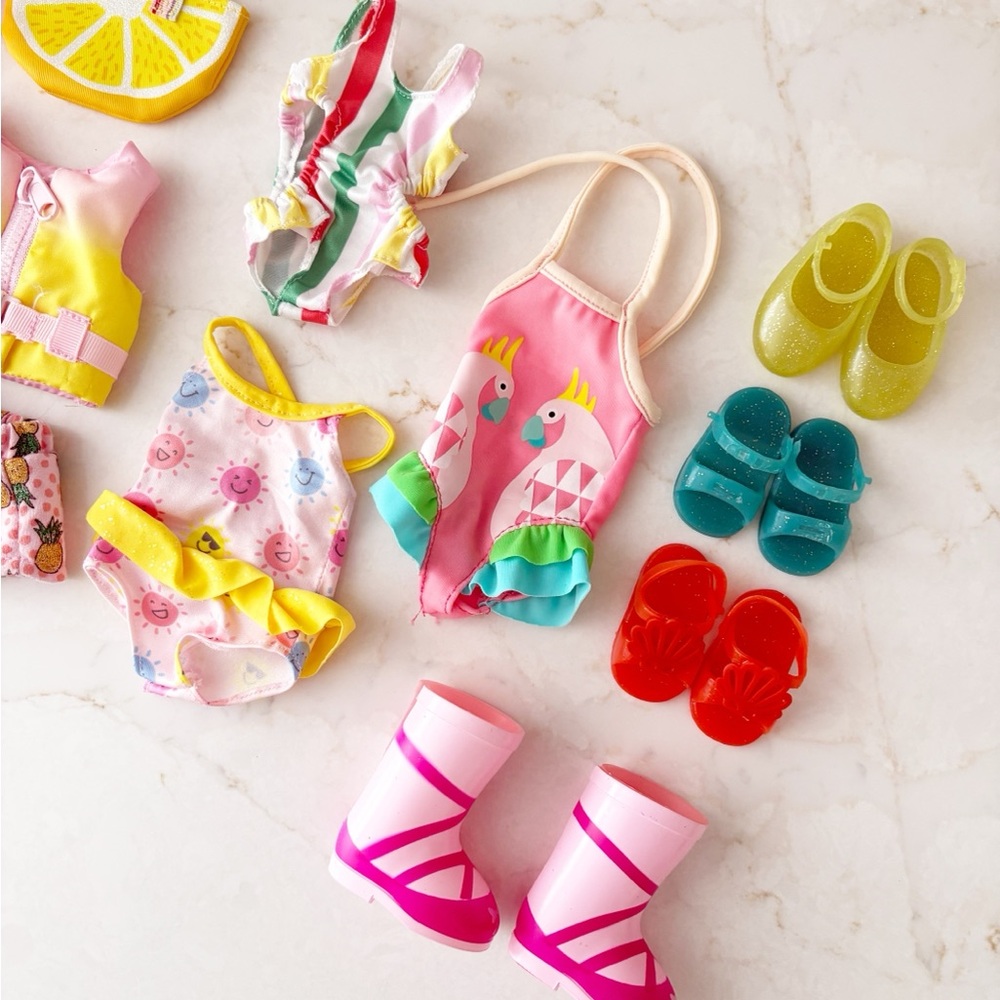 Wellie Wishers Glitter Girls Beach Day Pool Party Bundle - Picture 6 of 6